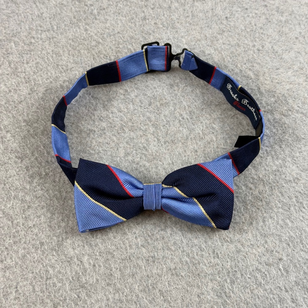 Brooks Brothers Fleece Boys Silk Bow Tie Navy Blue Repp Stripe Pre-Tied 10-14"